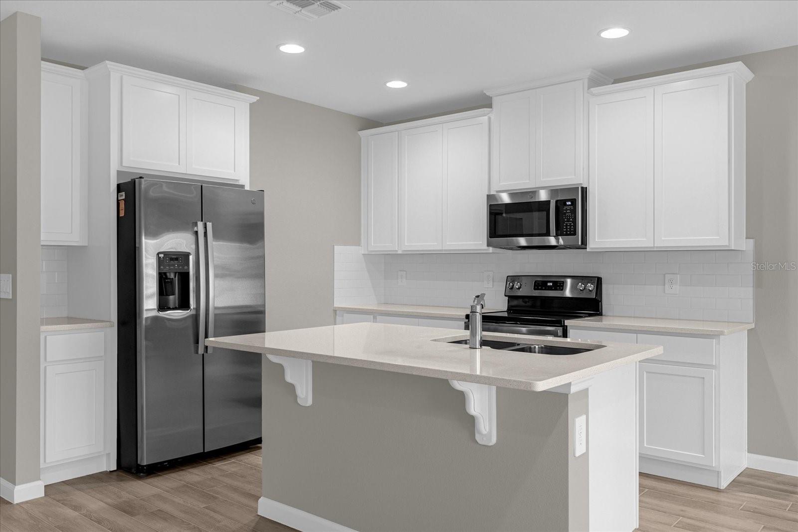 164 CAPE HONEYSUCKLE PLACE