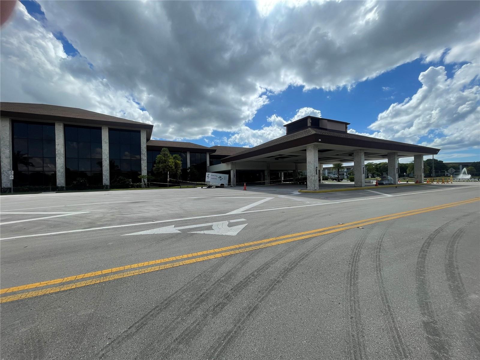 KINGSLEY AT CENTURY VILLAGE - Residential