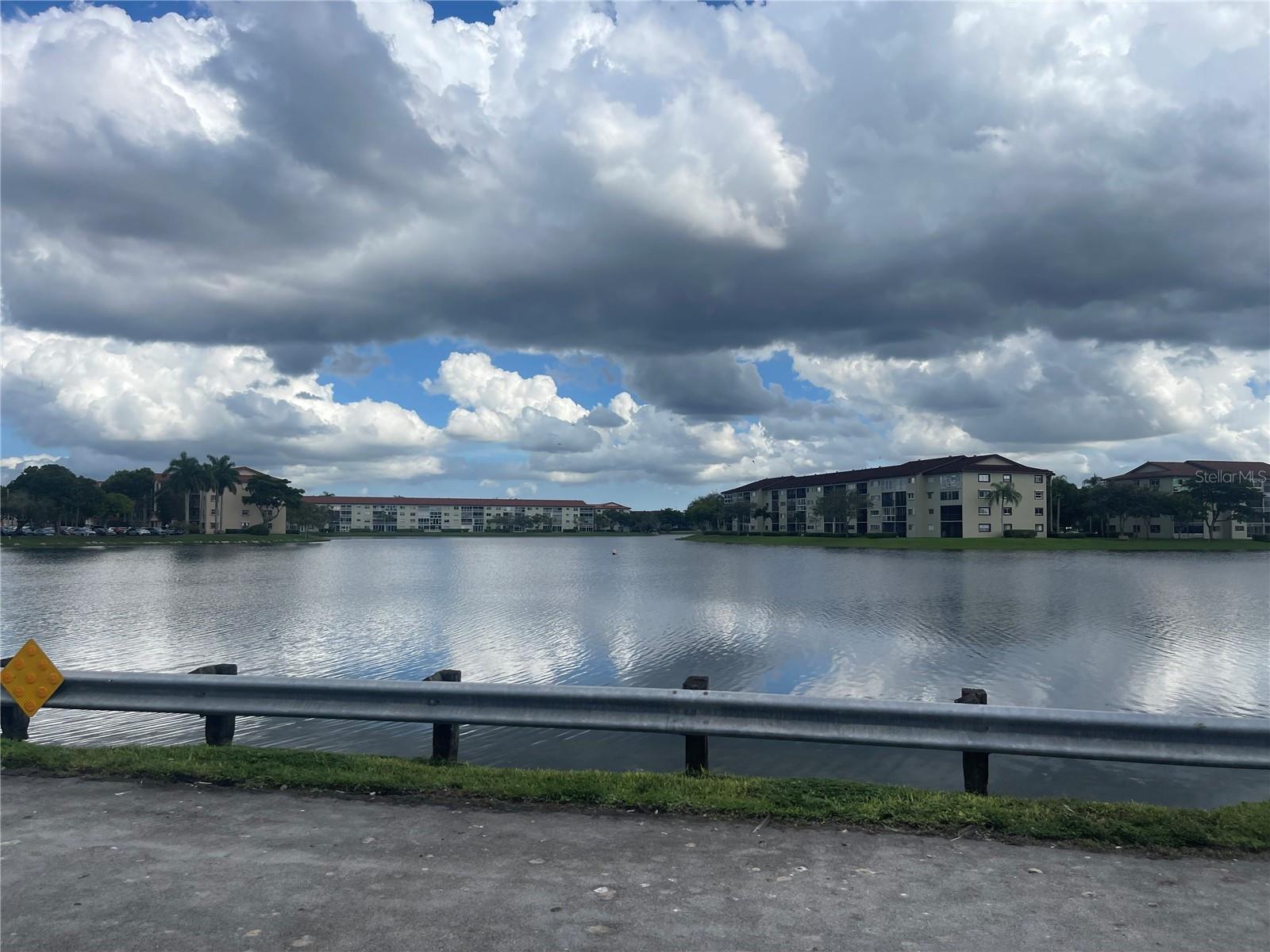 KINGSLEY AT CENTURY VILLAGE - Residential