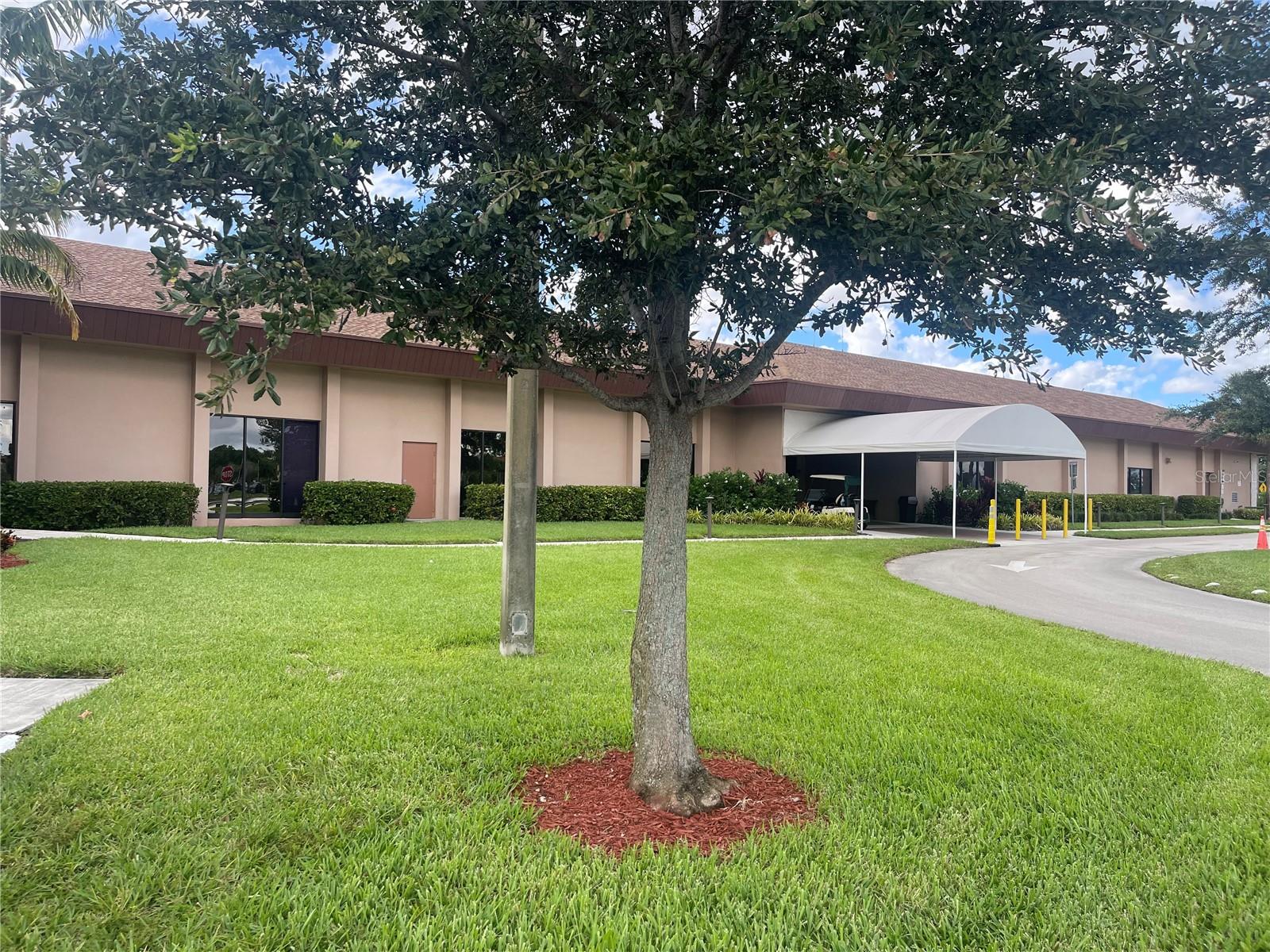 KINGSLEY AT CENTURY VILLAGE - Residential