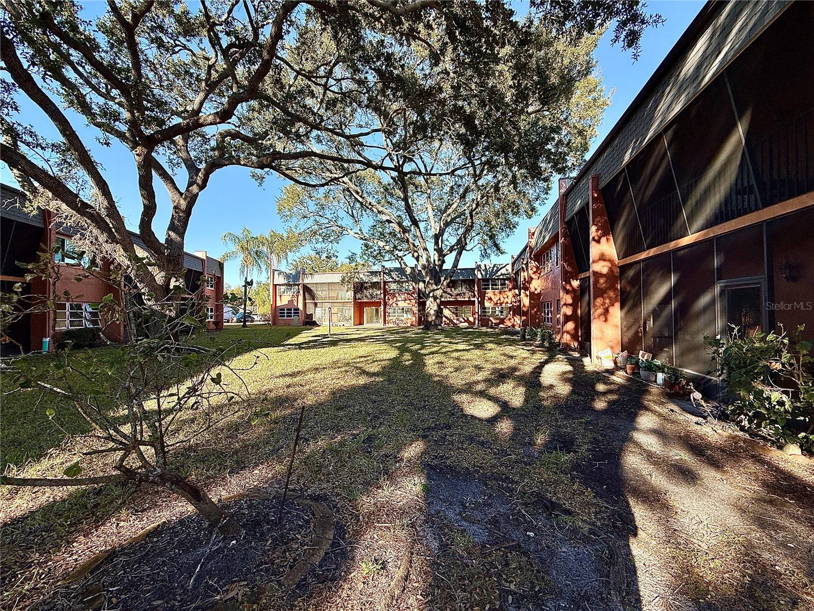 COVE SPGS CONDO - Residential