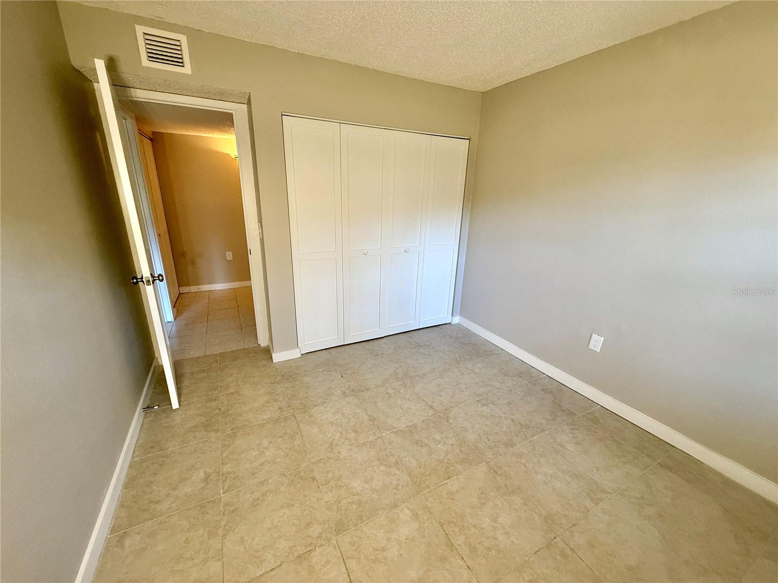 COVE SPGS CONDO - Residential