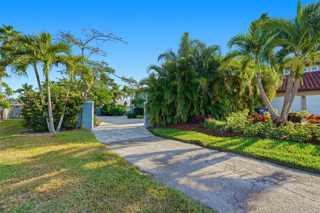 Photo of 401 Harbor Drive, Belleair Beach, FL 33786 (MLS # TB8454528)