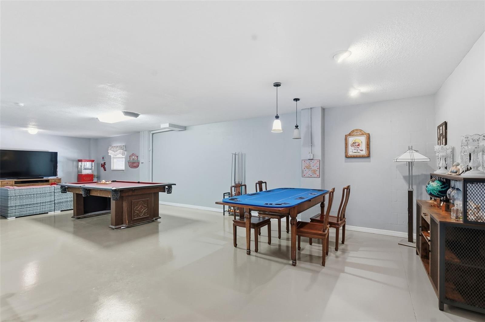 BELLEAIR BEACH - Residential