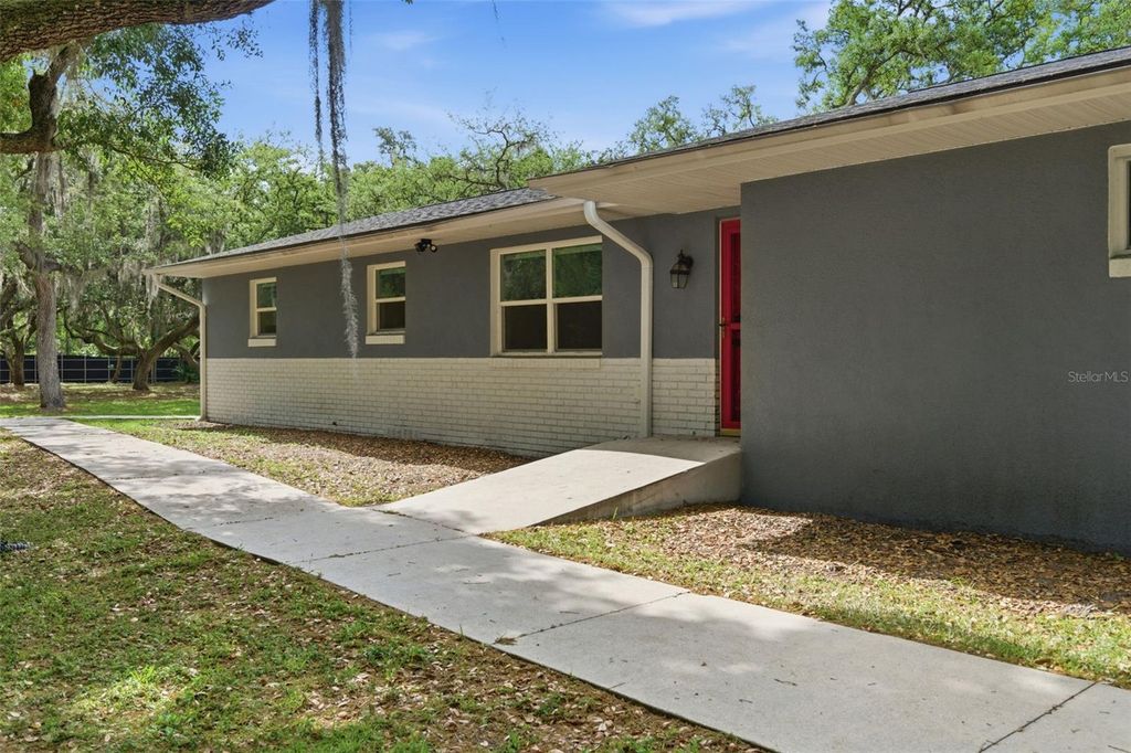 Photo of 176 Lake Eva Drive, Chuluota, FL 32766 (MLS # O6402768)