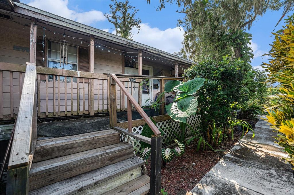 Photo of 2203 Holloman Road, Plant City, FL 33567 (MLS # TB8438479)