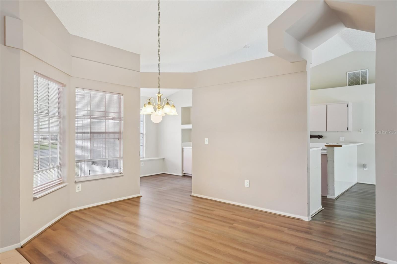 3404 SILVERSTONE COURT E