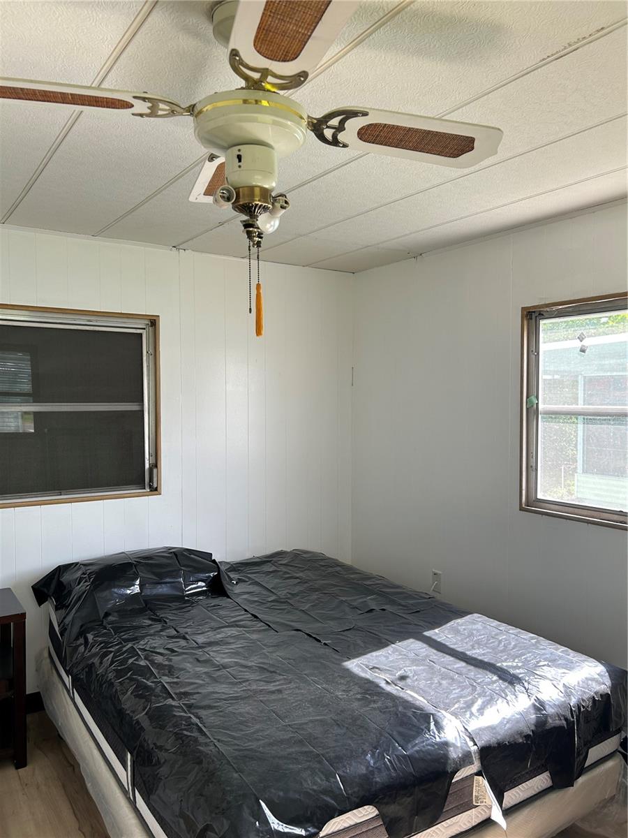 LA DORA MANOR - Residential