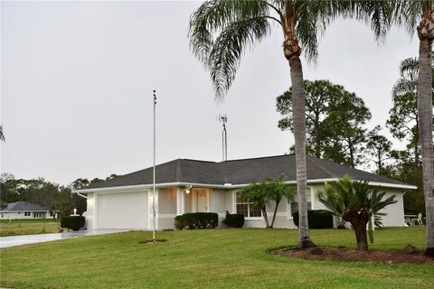 A home in SEBRING