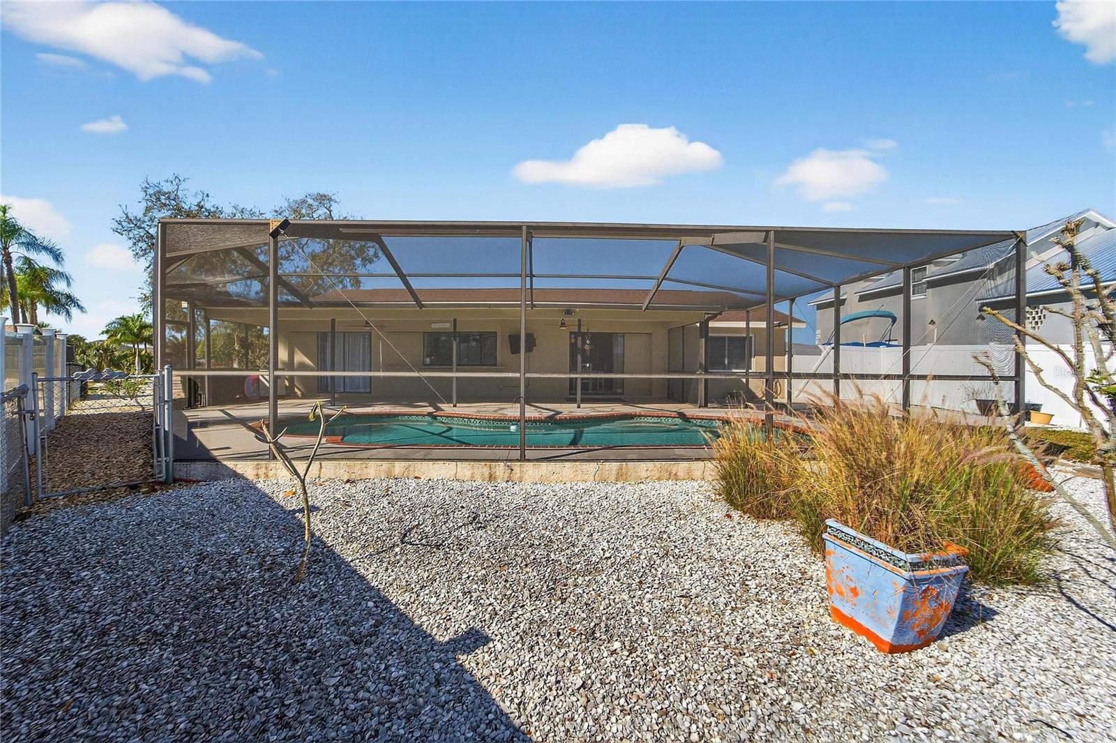 APOLLO BEACH UNIT 08 - Residential