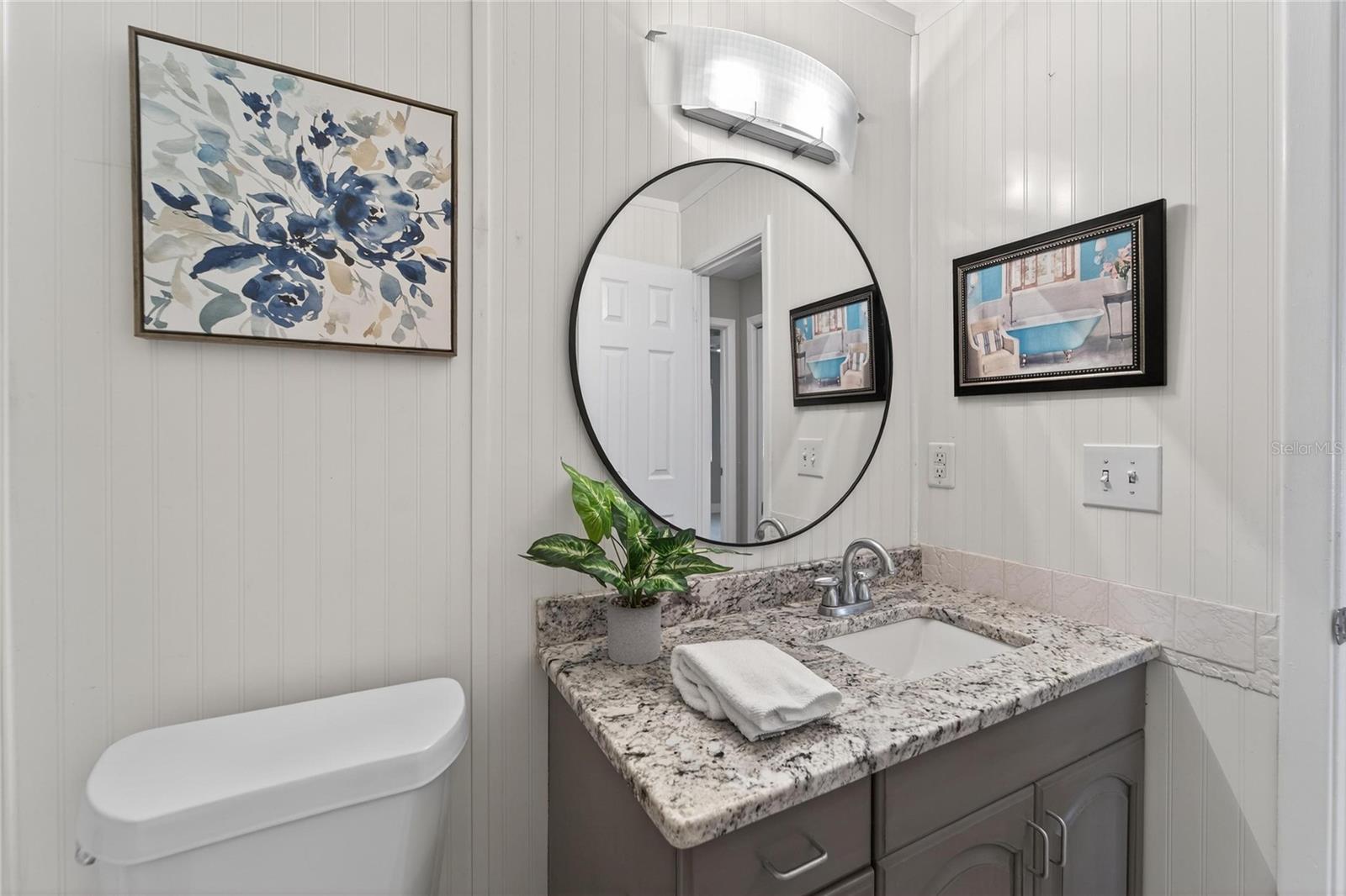 APOLLO BEACH UNIT 08 - Residential