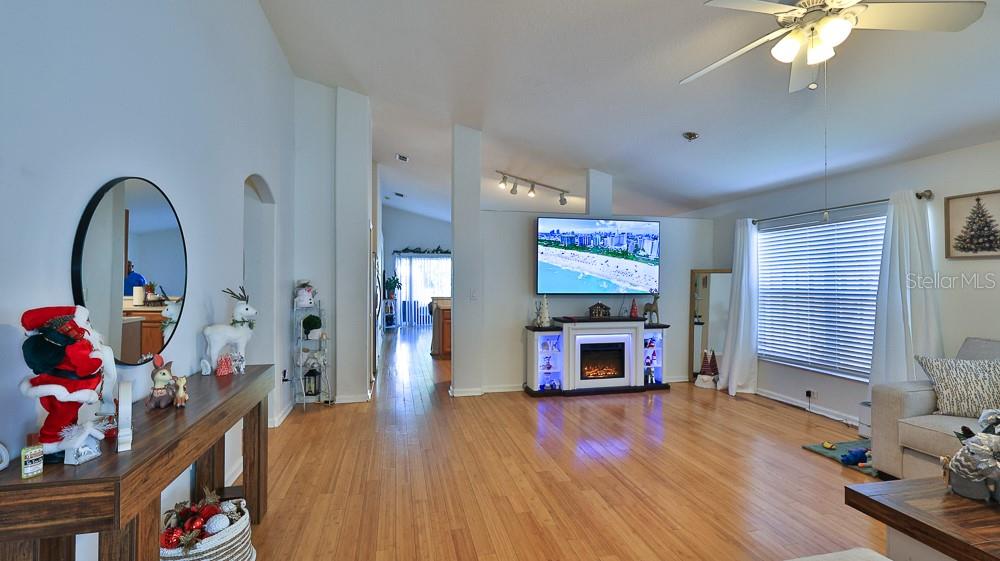 EGRETS LANDING - Residential