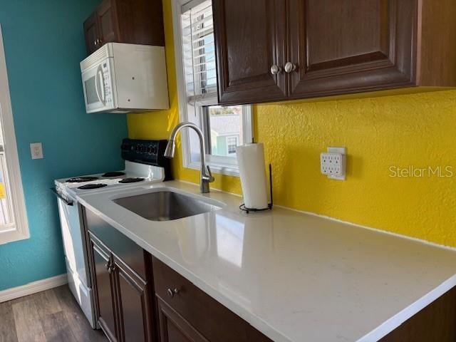 WAVE RESORT CONDO THE - Residential