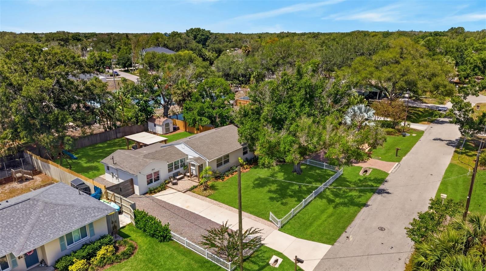 BAYHILL ESTATES - Residential