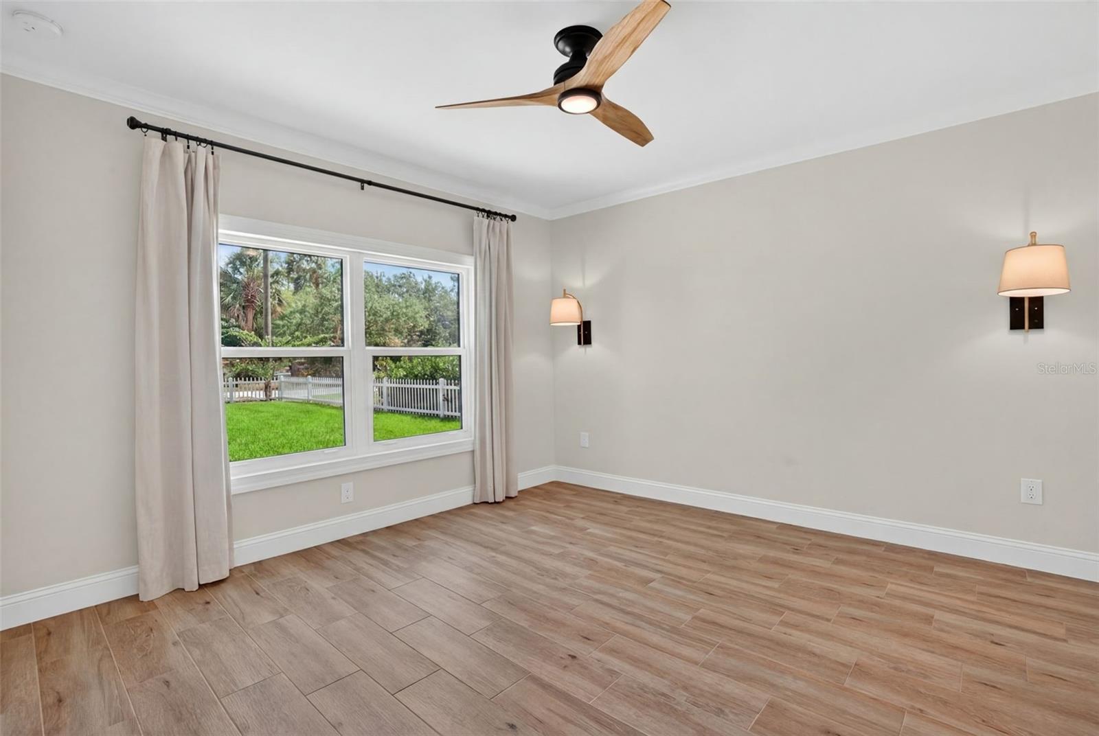 BAYHILL ESTATES - Residential