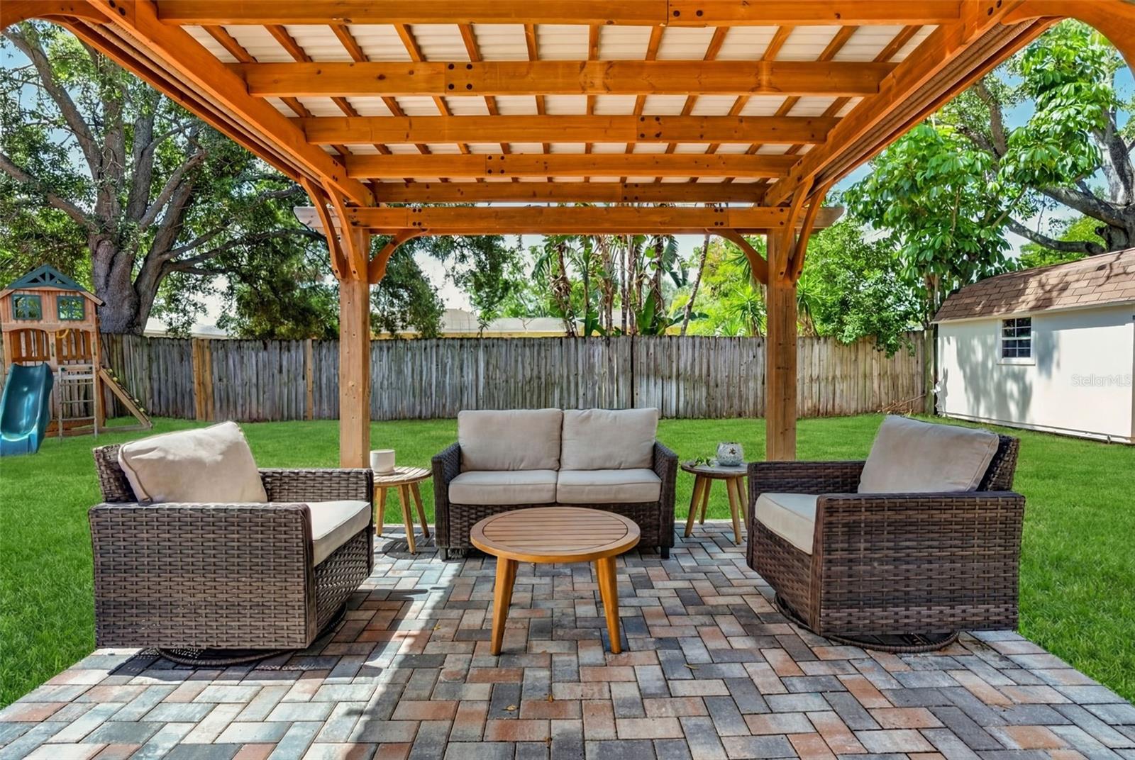BAYHILL ESTATES - Residential