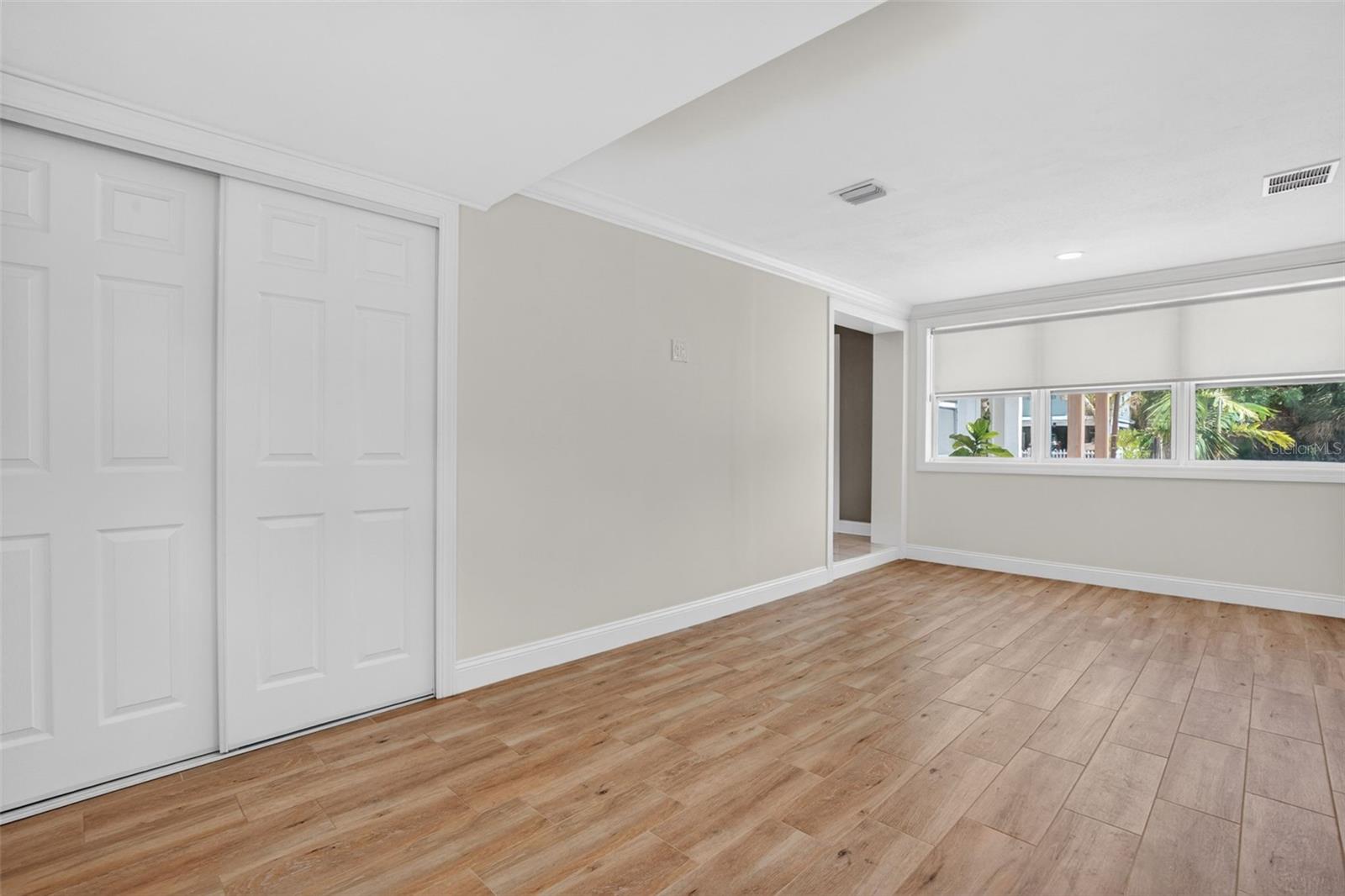 BAYHILL ESTATES - Residential