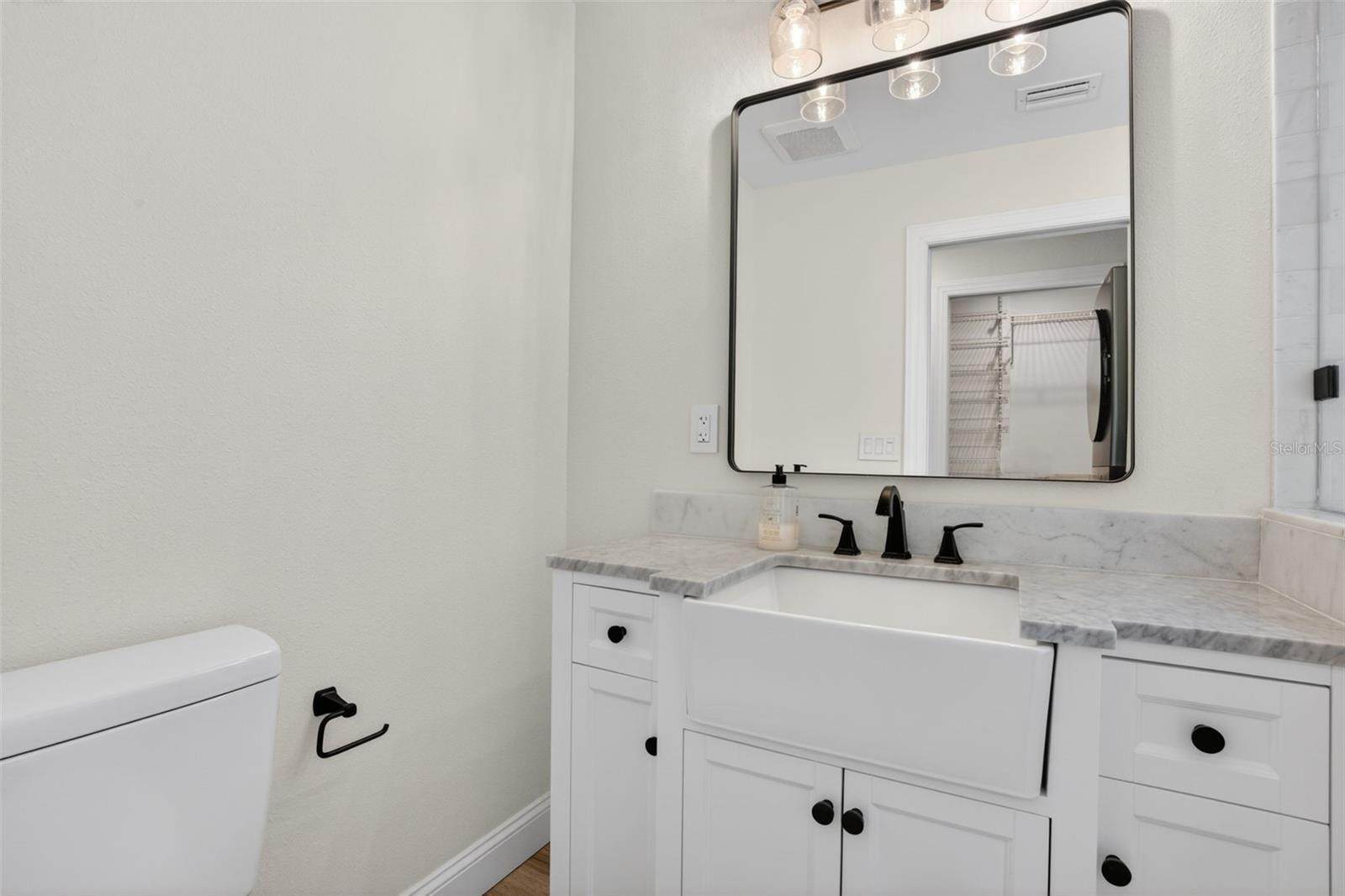 BAYHILL ESTATES - Residential