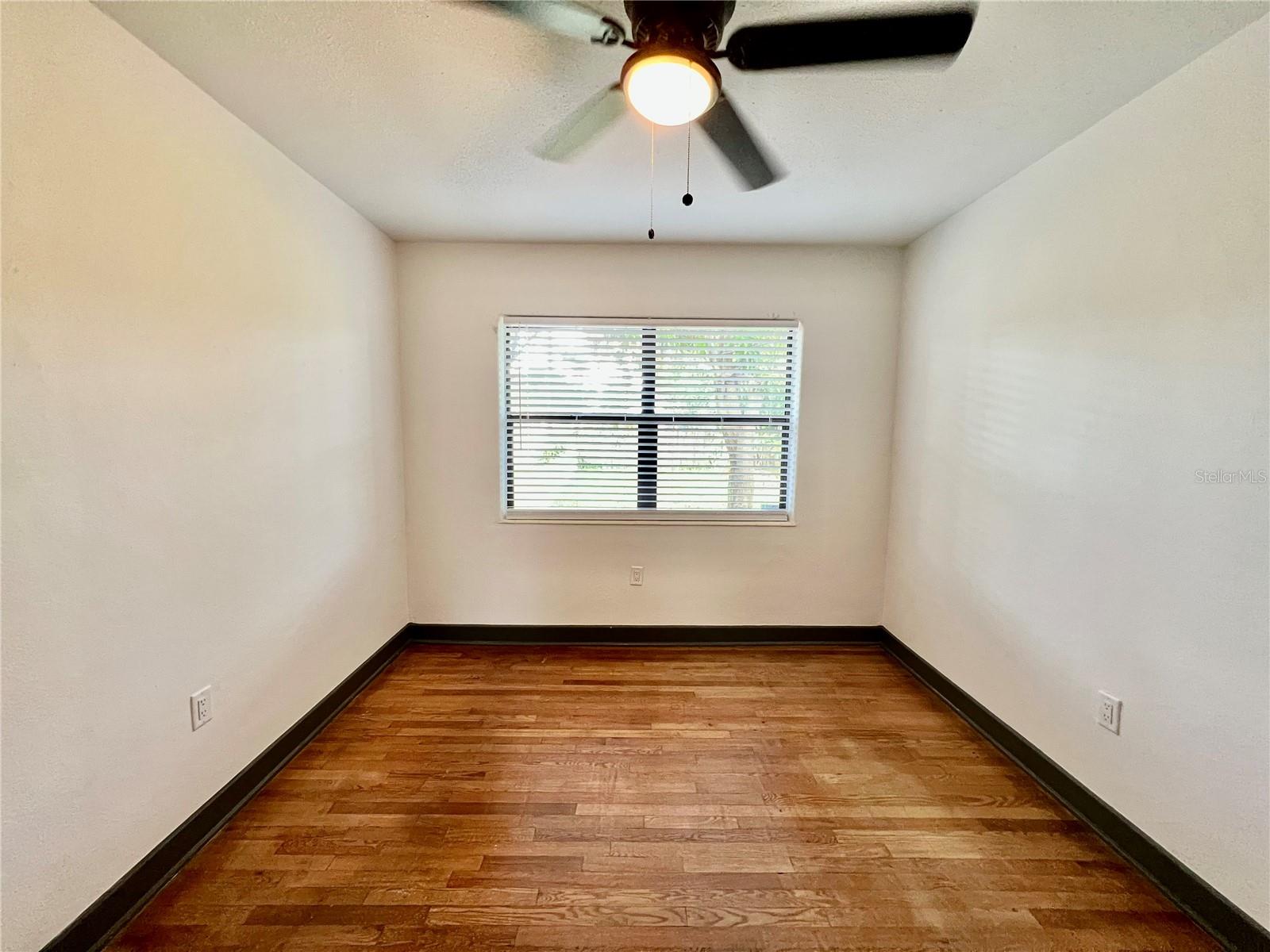 CREST LAKE SUB - Residential Lease
