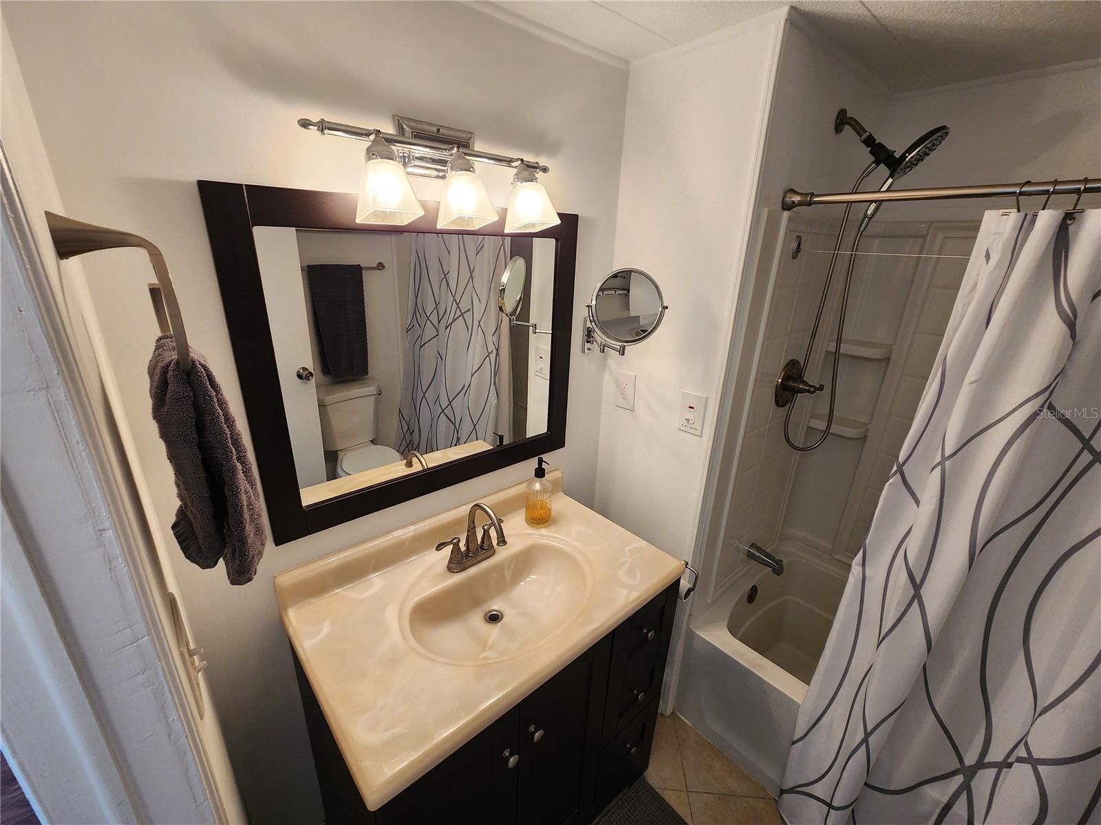 BRADENTON TROPICAL PALMS CO-OP - Residential