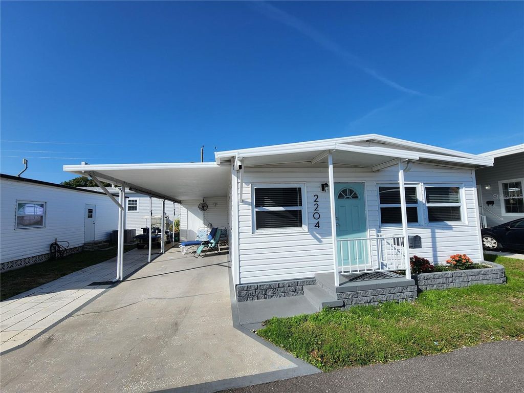 Photo of 2204 17th Street Court W, Bradenton, FL 34205 (MLS # A4676830)