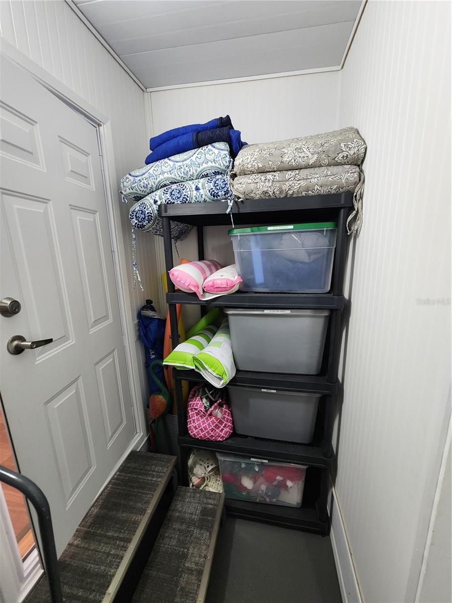 BRADENTON TROPICAL PALMS CO-OP - Residential