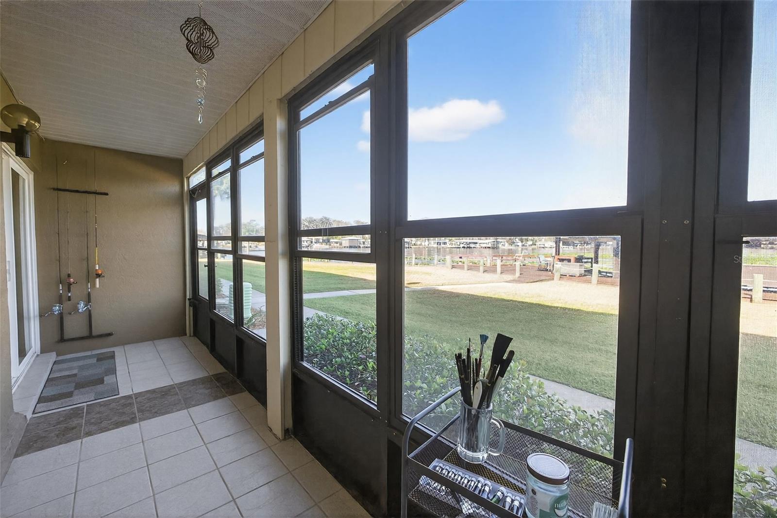 JUNGLE DEN VILLAS PH 01 CONDO - Residential