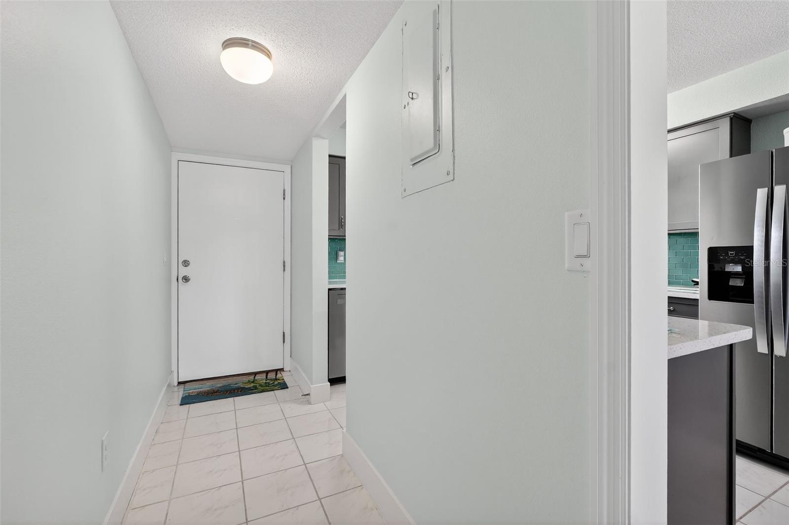 JUNGLE DEN VILLAS PH 01 CONDO - Residential