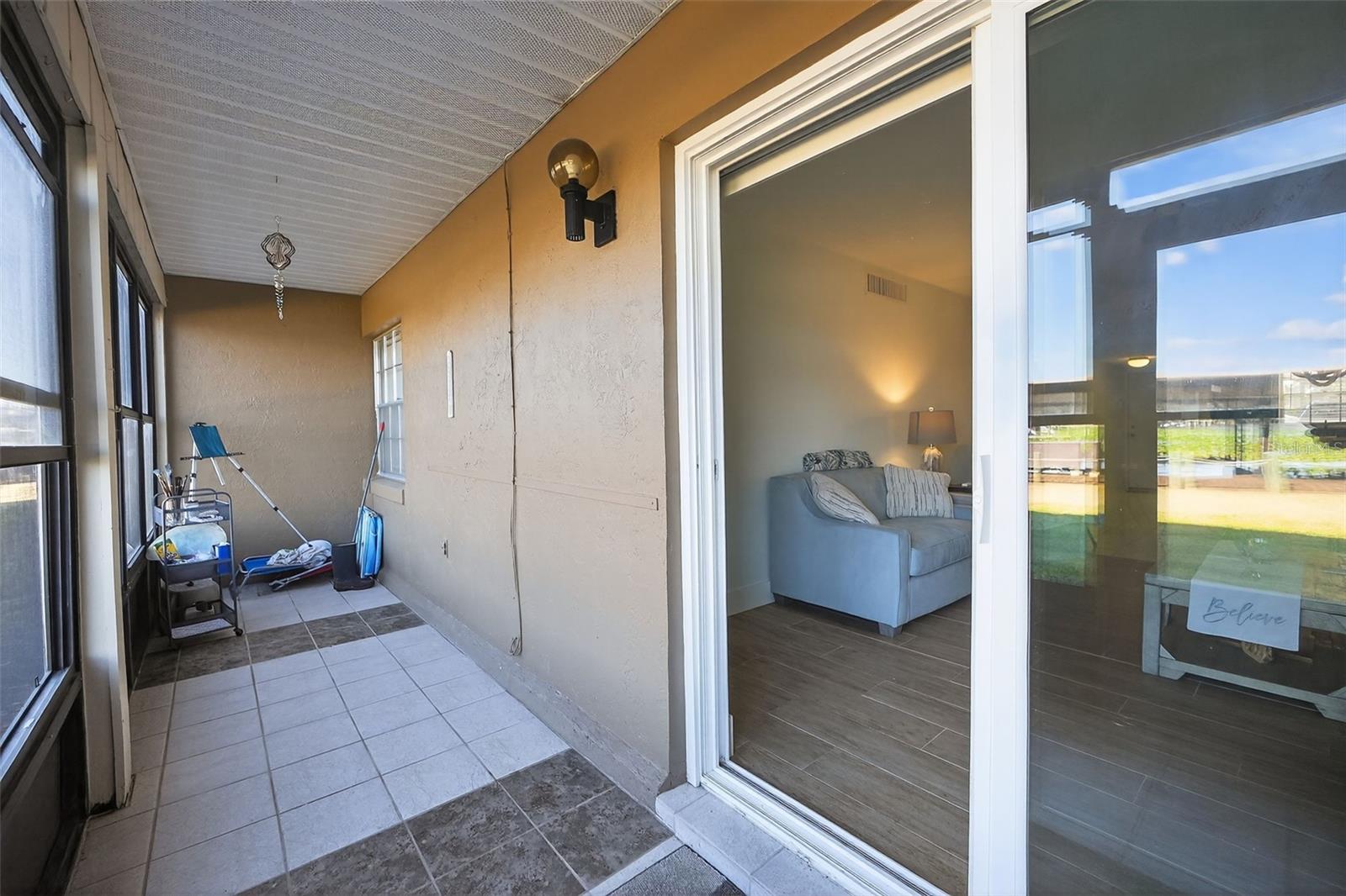 JUNGLE DEN VILLAS PH 01 CONDO - Residential