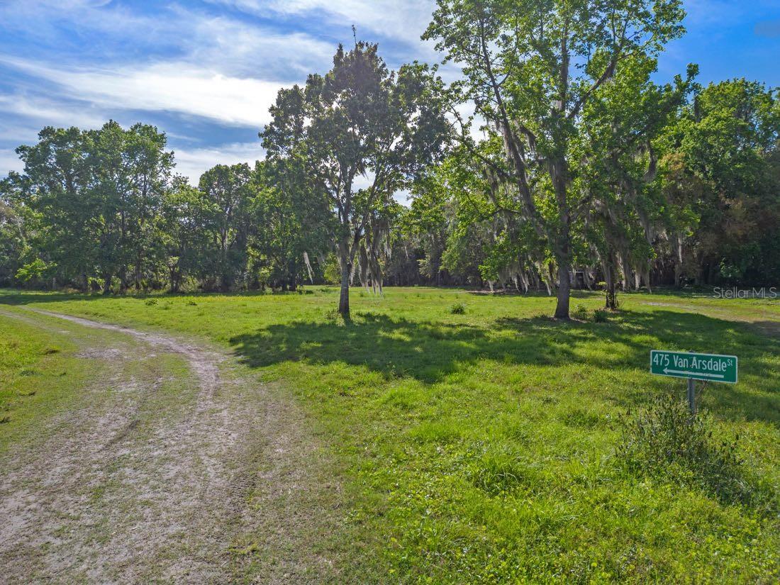 EAGLES EAST 5 ACRE DEV - Land