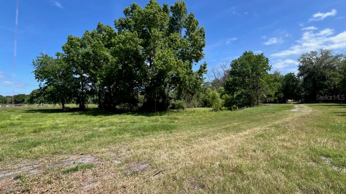 EAGLES EAST 5 ACRE DEV - Land