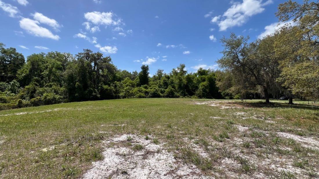 EAGLES EAST 5 ACRE DEV - Land