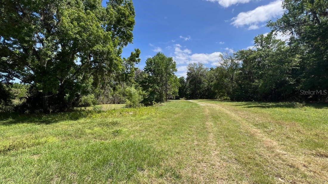 EAGLES EAST 5 ACRE DEV - Land