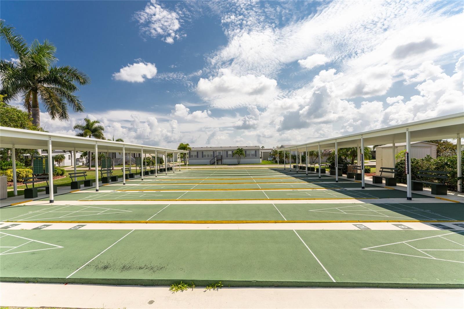 WINDMILL VILLAGE - Residential