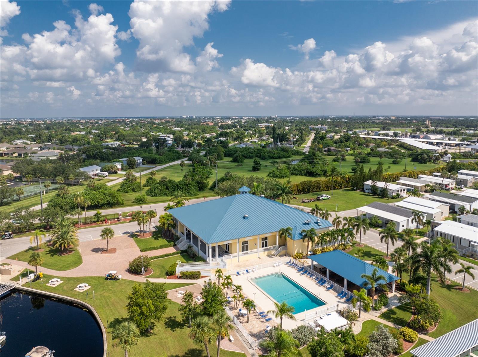 WINDMILL VILLAGE - Residential