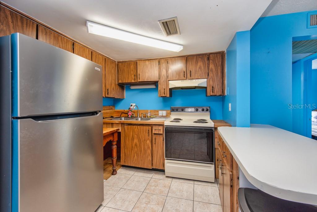 WHISPER LAKE A CONDO - Residential