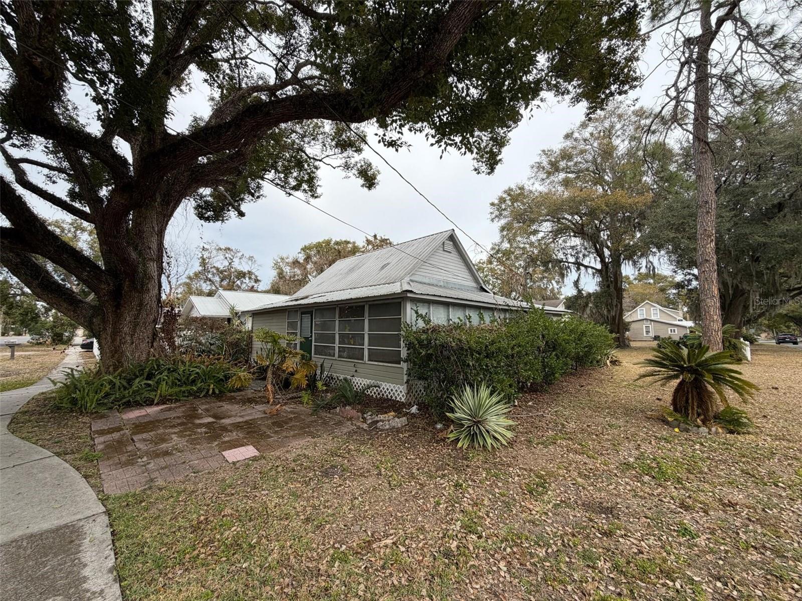 CITY ZEPHYRHILLS - Residential