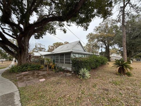 Photo of 5450 10th Street, Zephyrhills, FL 33542 (MLS # O6382685)