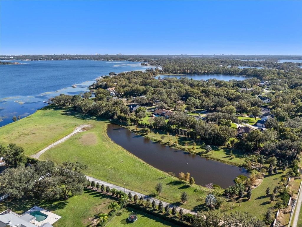 Photo of 10948 Down Park Lane, Windermere, FL 34786 (MLS # O6389820)