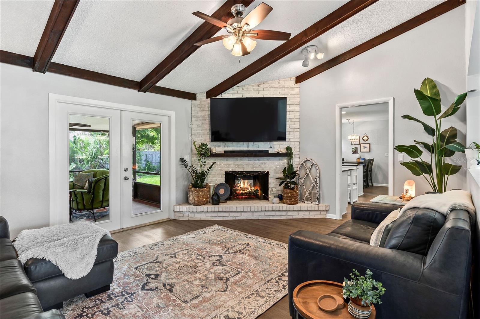 204 RIO PINAR DRIVE
