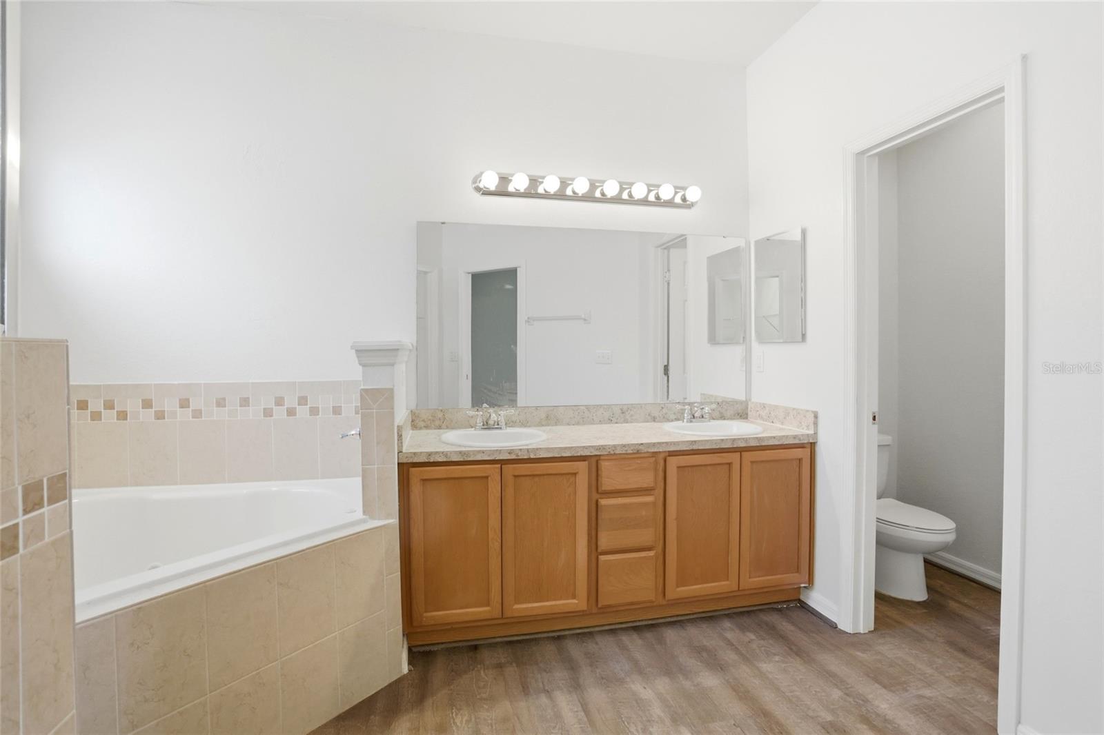 OVERLOOK RIDGE - Residential