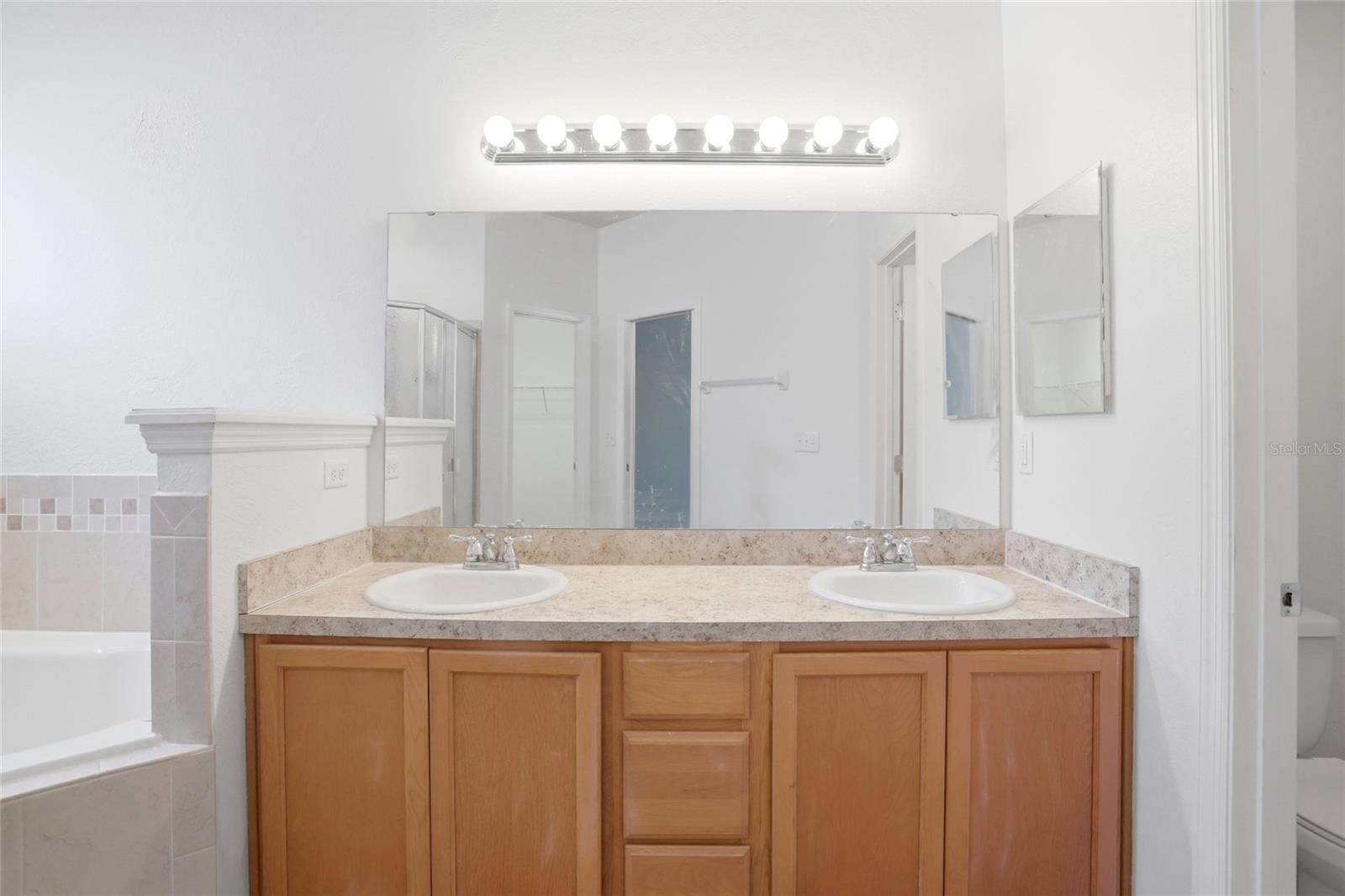 OVERLOOK RIDGE - Residential