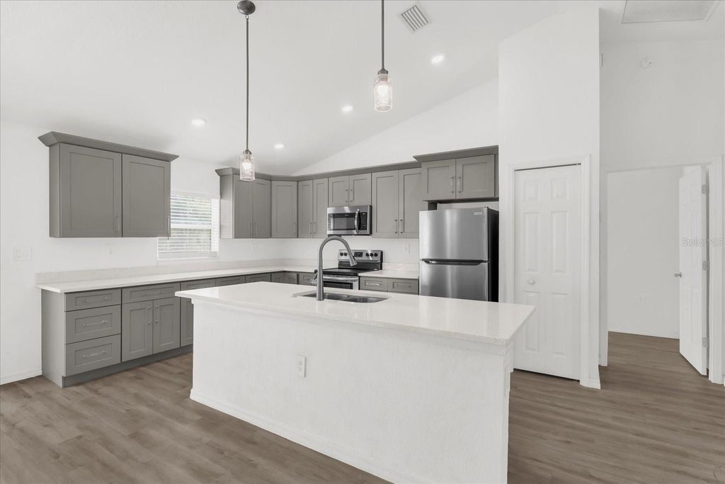 Photo of 14923 SW 66th Avenue Road, Ocala, FL 34473 (MLS # O6363077)