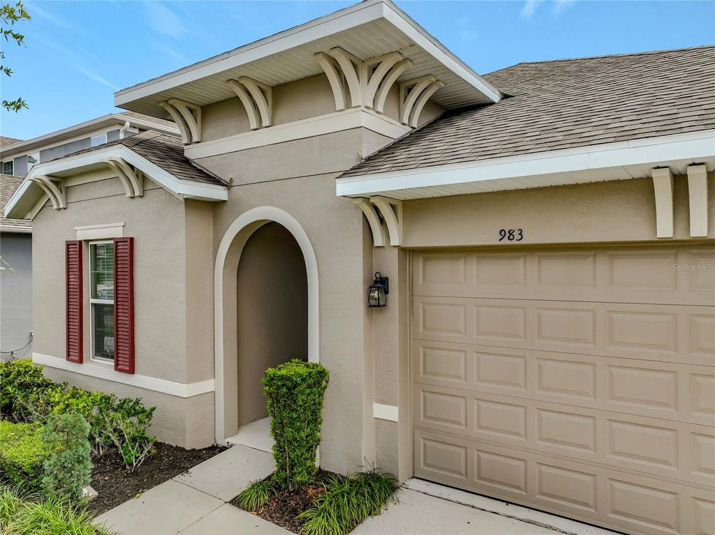Photo of 983 Karst Tree Lane, Apopka, FL 32703 (MLS # S5147670)