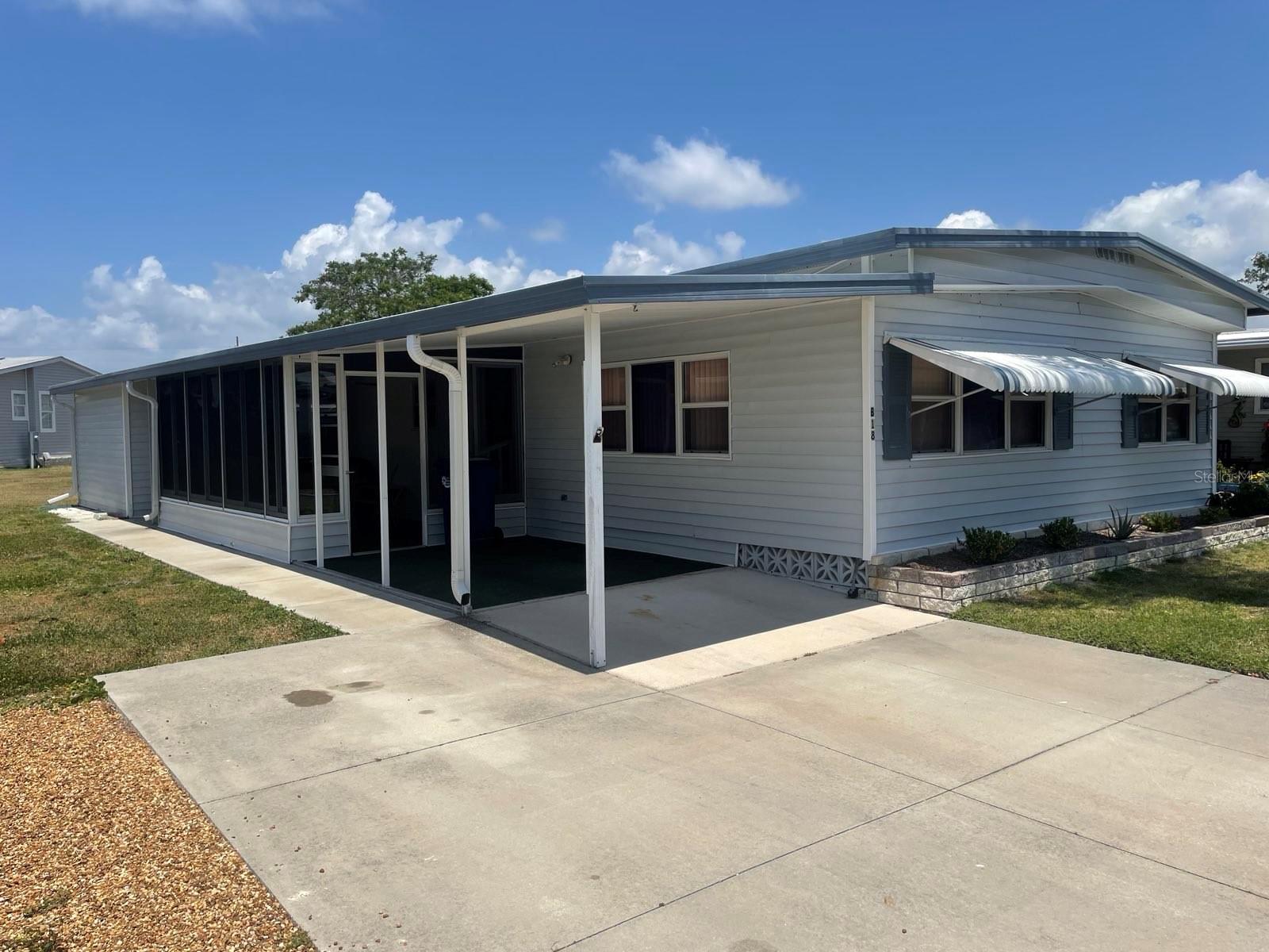 Spacious, Fully furnished, 3bed/2 bath manufactured home in Bradenton, Florida - For Rent
Feels more like a house than a manufactured home. Located in a great 55+ community with many amenities: pool, clubhouse, shuffleboard courts, library. Convenient Bradenton location. We are sure that you are going to love this one. Annual rental only, no exceptions. Basic Internet, cable and water included. Pets OK, breed restrictions apply. This is a non-smoking unit.
