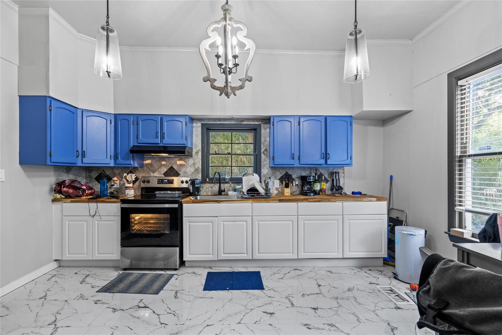 HAWTHORNE UMBERGER SUB - Residential