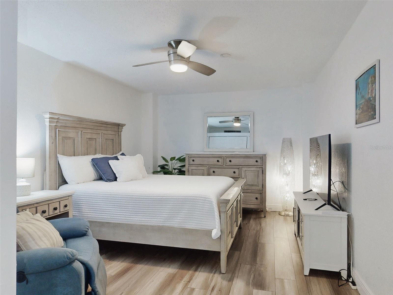 HAWAIIAN INN LC - Residential