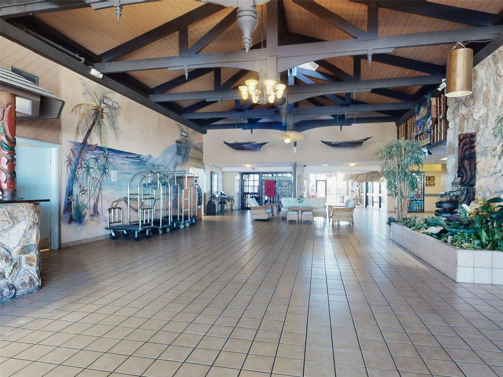 HAWAIIAN INN LC - Residential
