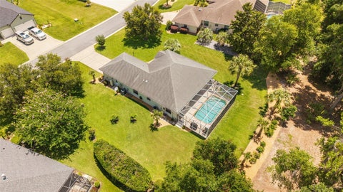 Photo of 19639 SW 77th Loop, Dunnellon, FL 34432 (MLS # OM726155)