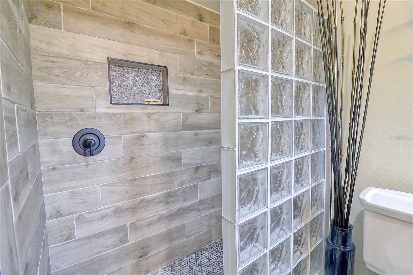 PALM-AIRE AT SARASOTA 11-A - Residential